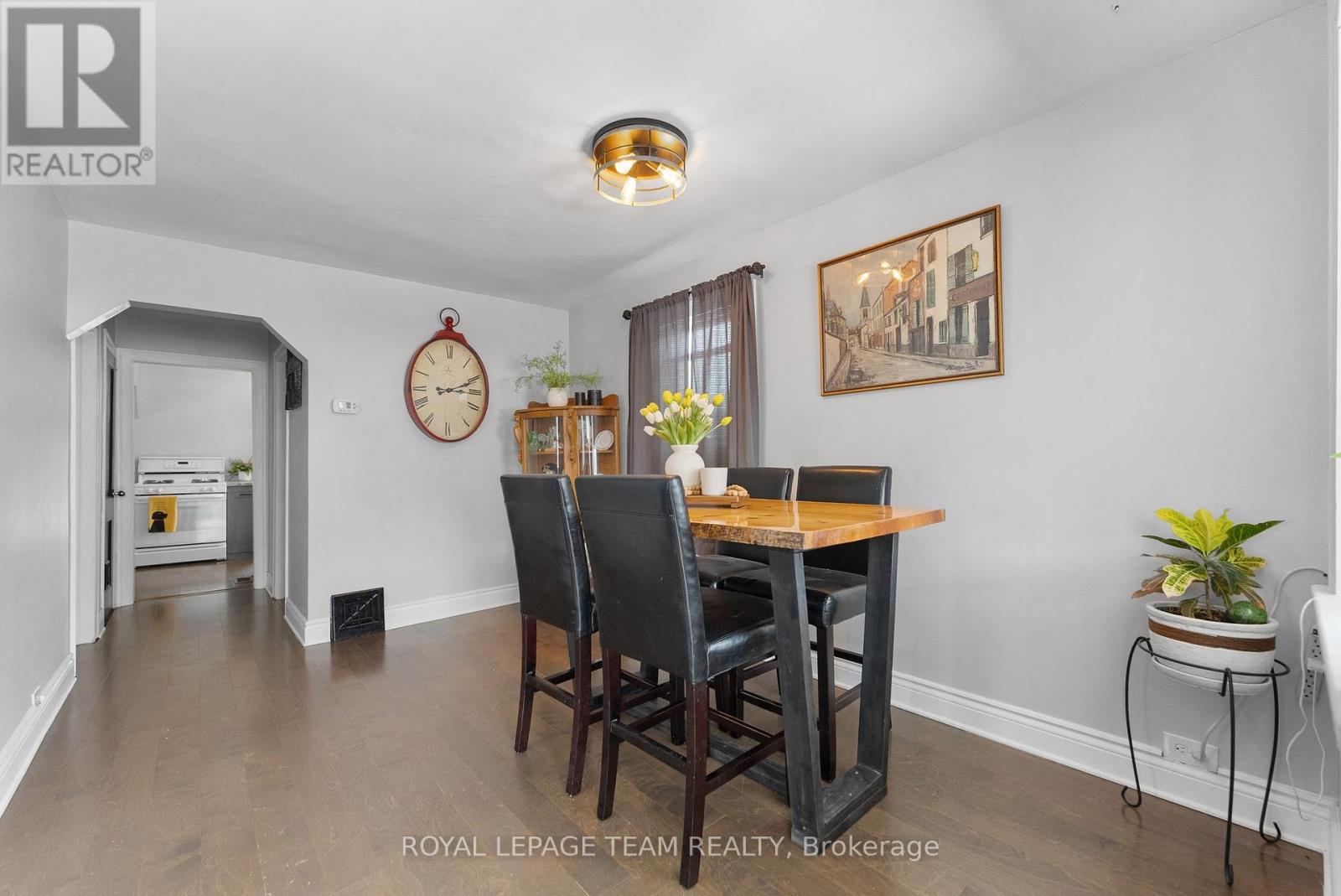 253 Mclean Street, Renfrew, Ontario  K7V 1A9 - Photo 9 - X12973434