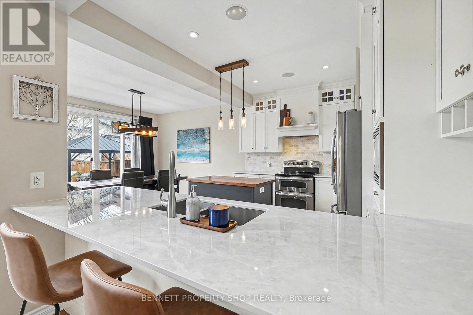 146 Tapadero Avenue, Ottawa, Ontario  K2V 0A7 - Photo 10 - X12973498