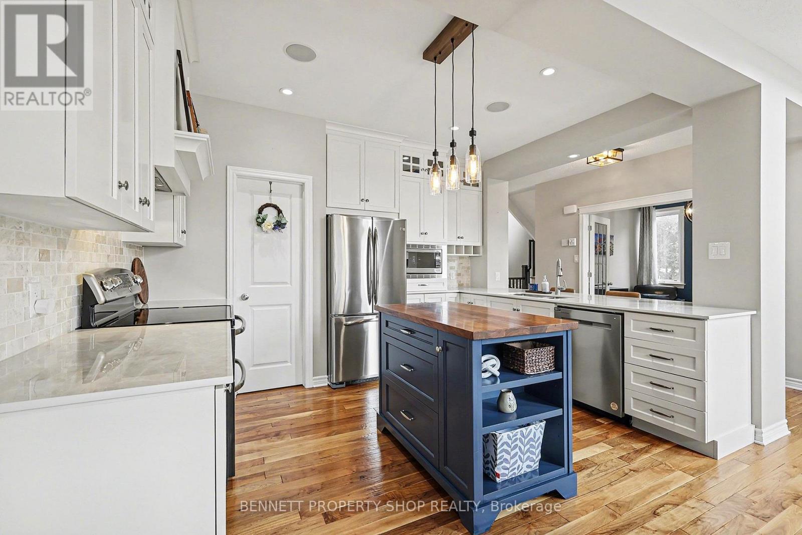 146 Tapadero Avenue, Ottawa, Ontario  K2V 0A7 - Photo 8 - X12973498