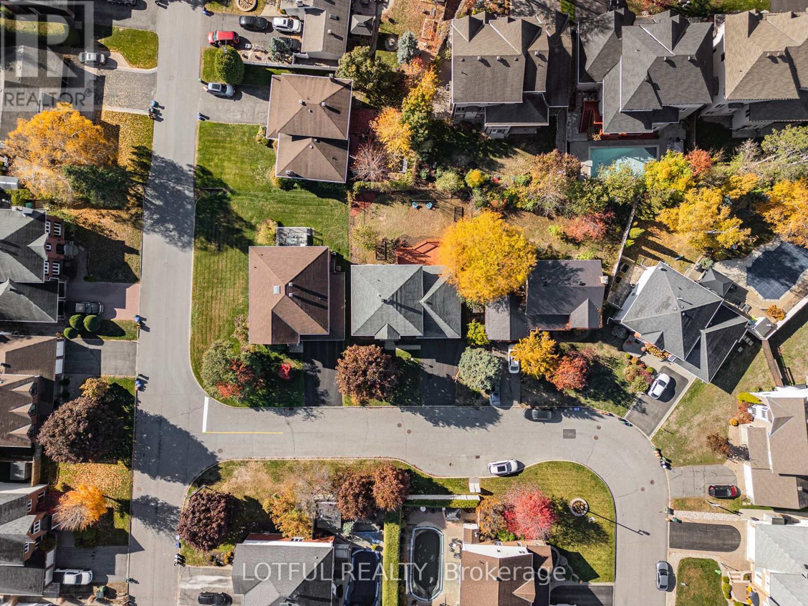 4 Spindle Way, Ottawa, Ontario  K2S 1J4 - Photo 31 - X12973546