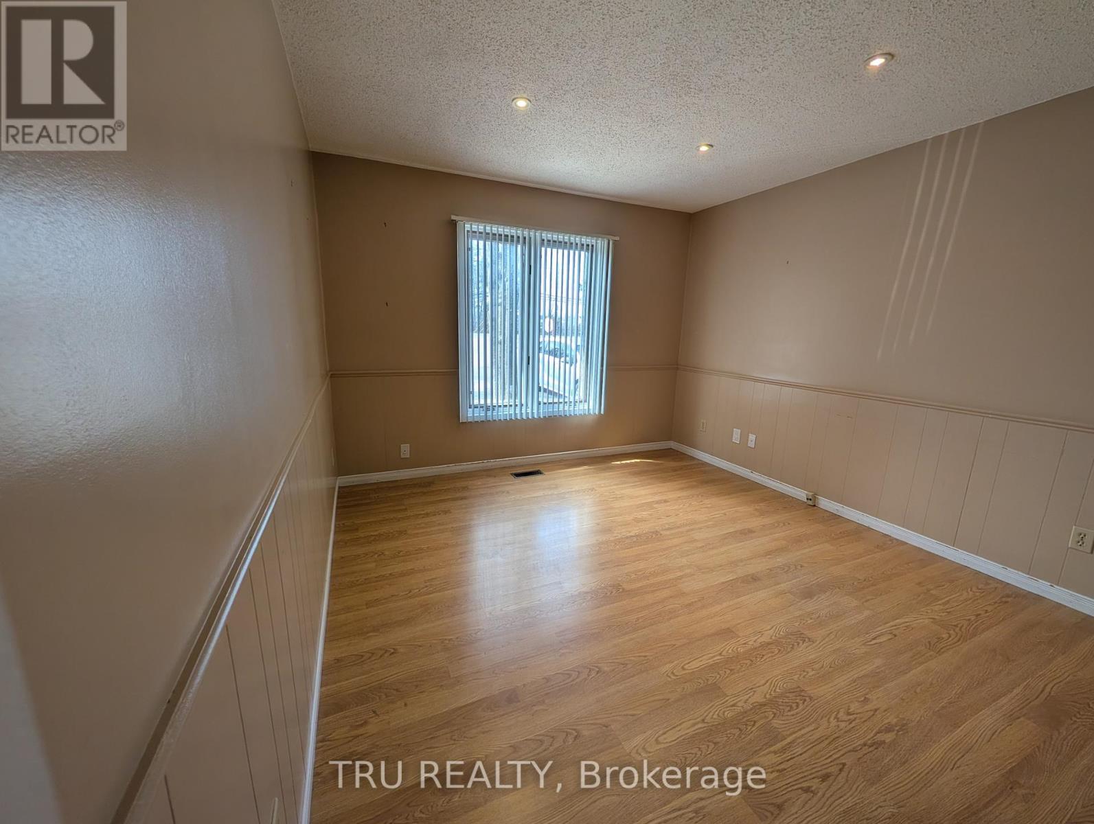 Unit A - 1083 Carp Road, Ottawa, Ontario K2S 1B9 - Photo 15 - X12973548