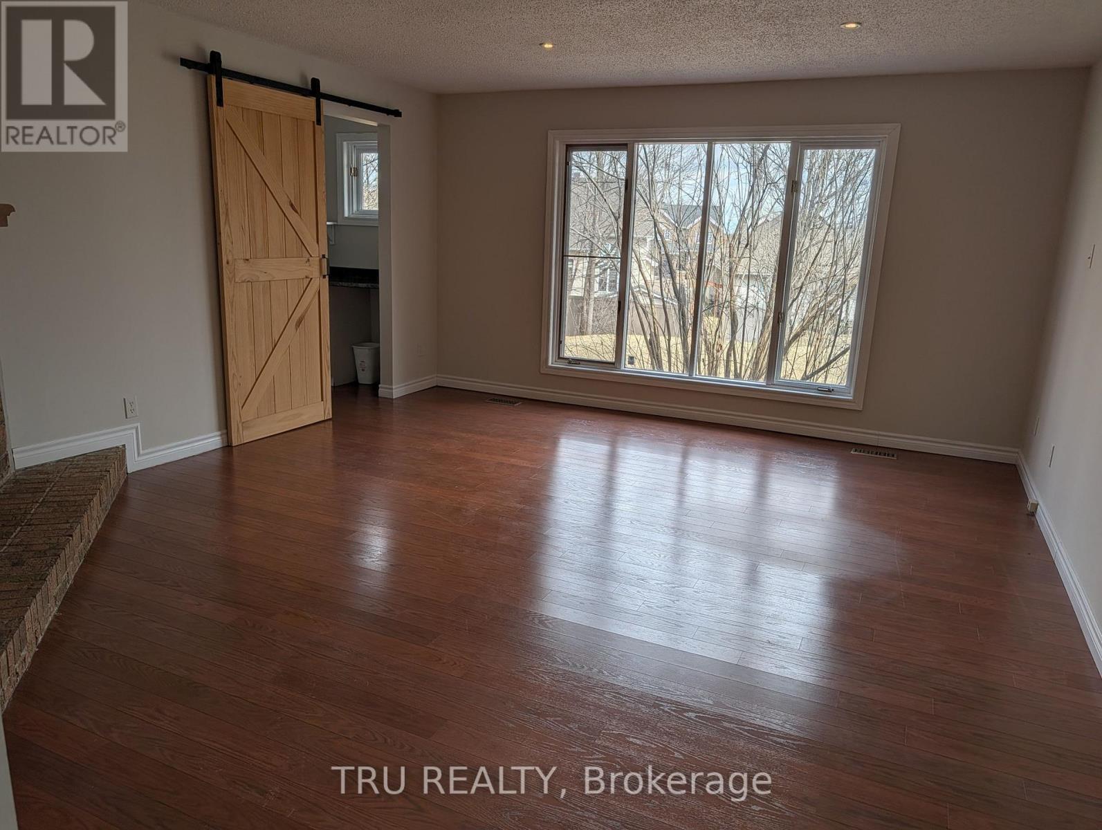 Unit A - 1083 Carp Road, Ottawa, Ontario K2S 1B9 - Photo 5 - X12973548