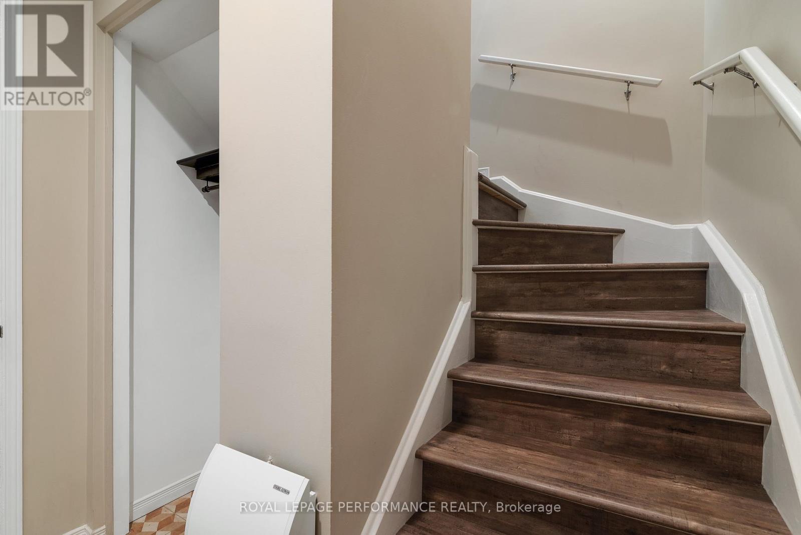 A - 243 Sunnyside Avenue, Ottawa, Ontario  K1S 0R4 - Photo 6 - X12973558