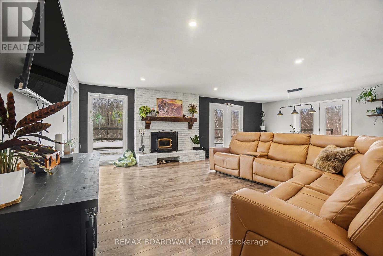 1500 Du Golf Road, Clarence-Rockland, Ontario  K0A 1N0 - Photo 10 - X12973578