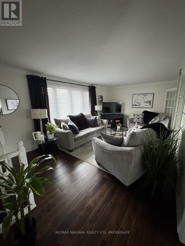 7013 Glengowan Crescent, Niagara Falls, Ontario  L2J 3R7 - Photo 9 - X12973388