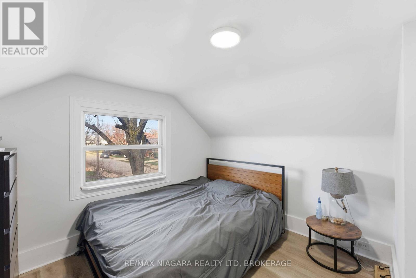 5033 Willmott Street, Niagara Falls, Ontario  L2E 2A2 - Photo 17 - X12973538