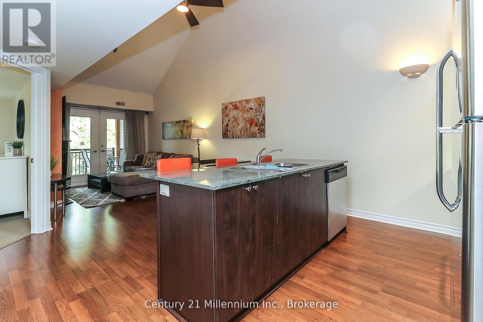 304 - 2 Brandy Lane Drive, Collingwood, Ontario  L9Y 0X4 - Photo 10 - S12973436