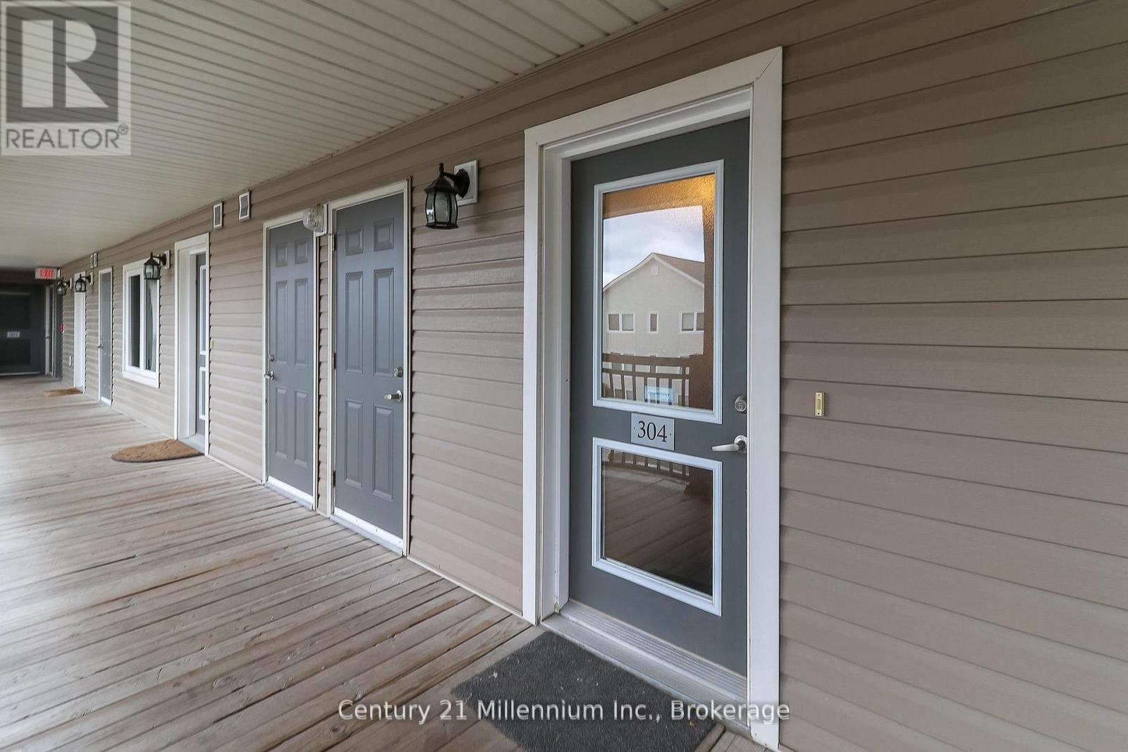 304 - 2 Brandy Lane Drive, Collingwood, Ontario  L9Y 0X4 - Photo 4 - S12973436