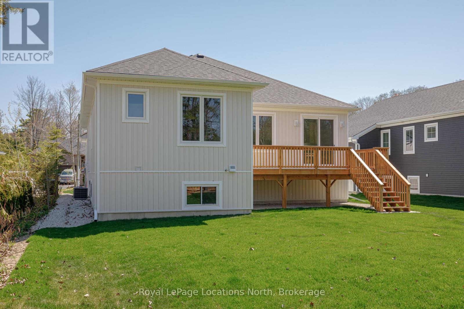 60 52nd Street S, Wasaga Beach, Ontario  L0M 1P0 - Photo 37 - S12973572