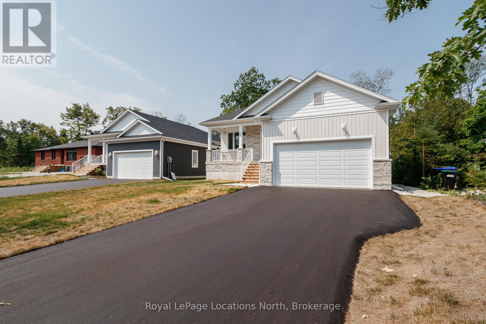 60 52nd Street S, Wasaga Beach, Ontario  L0M 1P0 - Photo 5 - S12973572