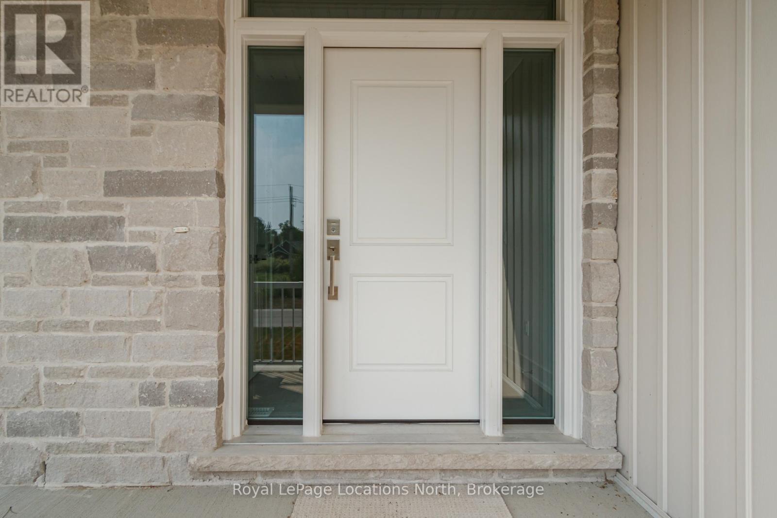 60 52nd Street S, Wasaga Beach, Ontario  L0M 1P0 - Photo 7 - S12973572