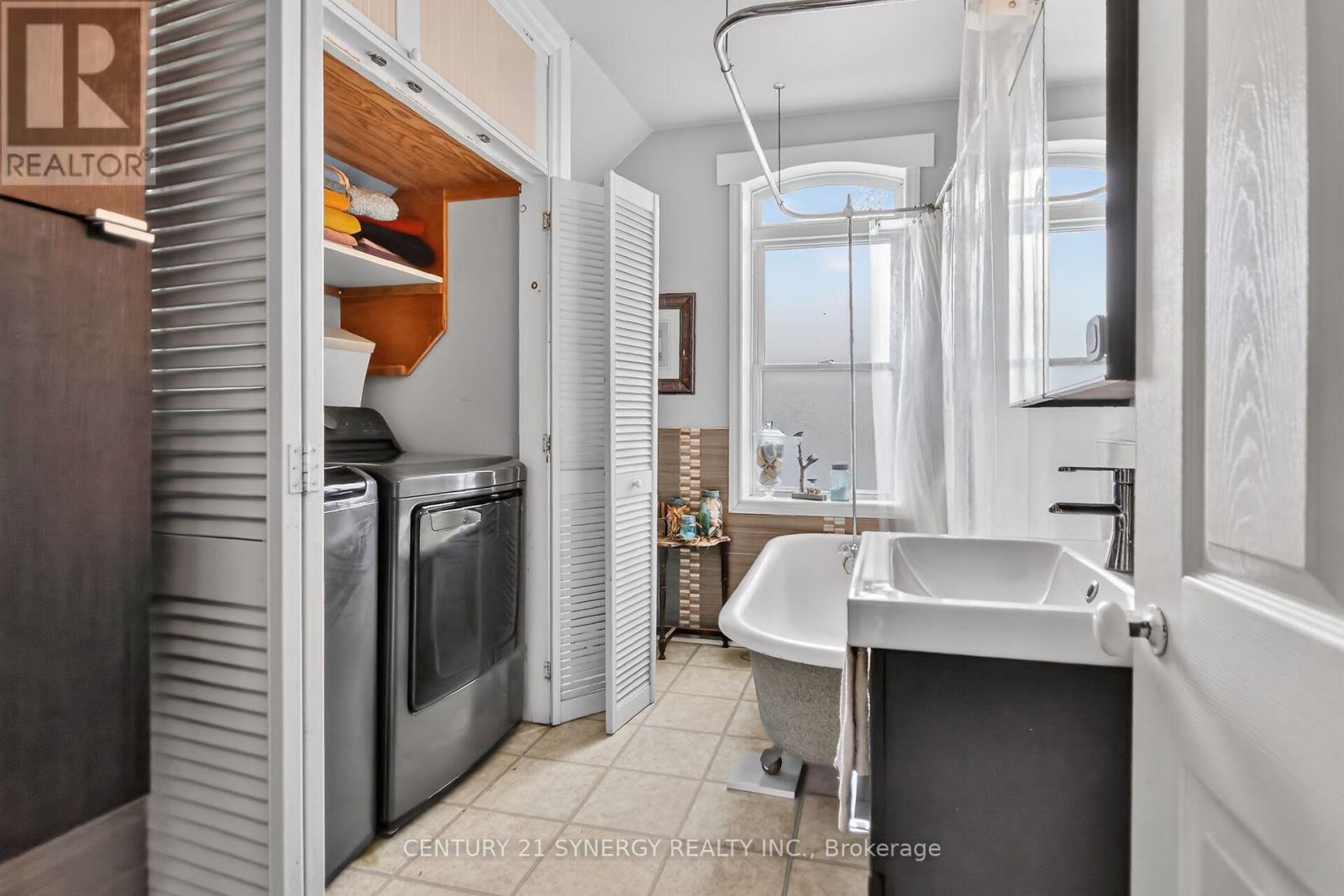 49 Queen Street N, Carleton Place, Ontario  K7C 2L9 - Photo 28 - X12926194