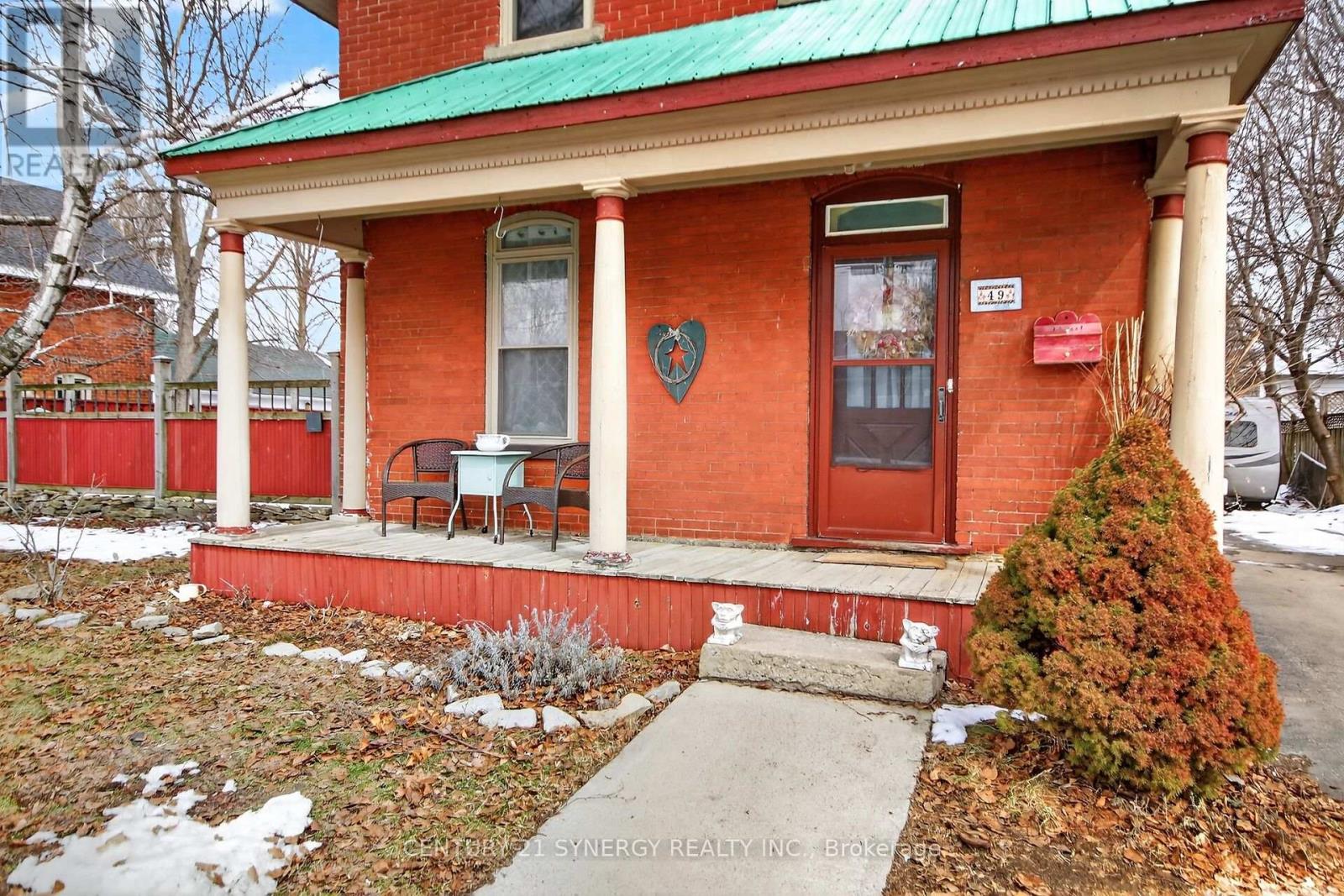 49 Queen Street N, Carleton Place, Ontario  K7C 2L9 - Photo 3 - X12926194