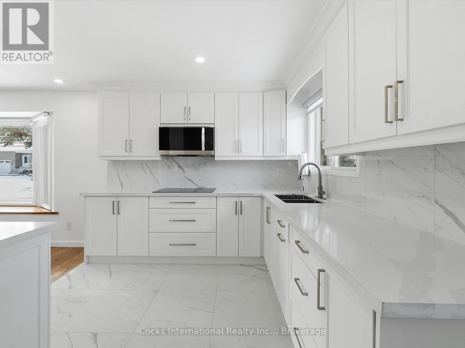 36 Susan Street W, Huntsville, Ontario  P1H 1X2 - Photo 11 - X12973362