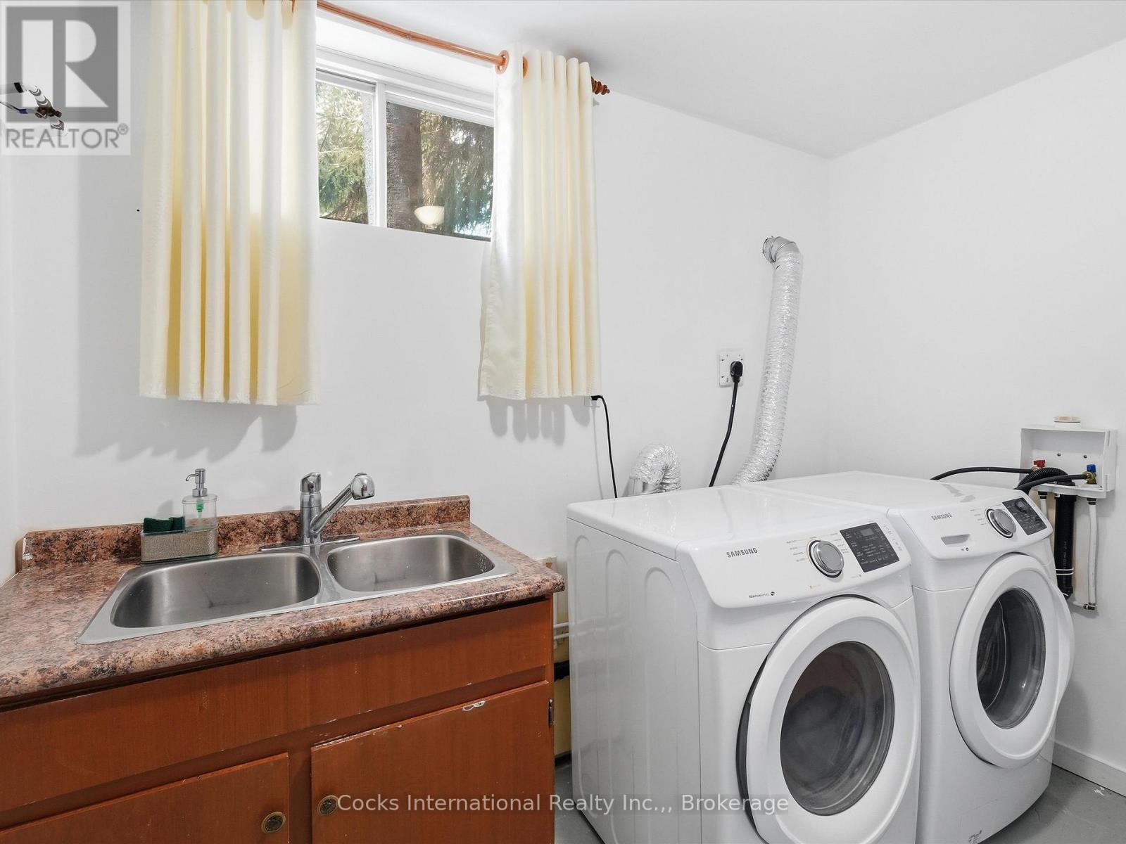 36 Susan Street W, Huntsville, Ontario  P1H 1X2 - Photo 25 - X12973362