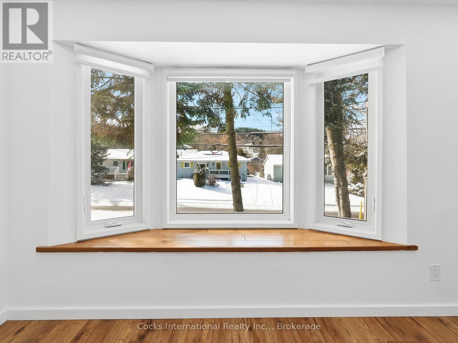 36 Susan Street W, Huntsville, Ontario  P1H 1X2 - Photo 5 - X12973362