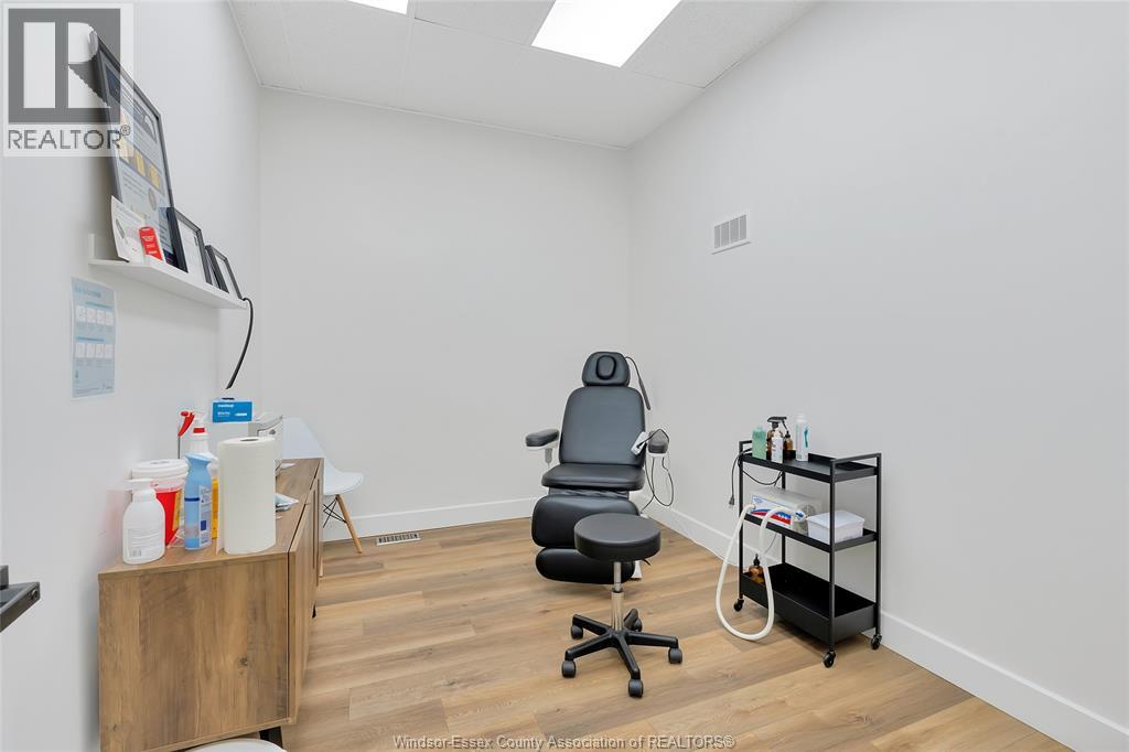 4667 Wyandotte Street East, Windsor, Ontario  N8Y 1H6 - Photo 18 - 26007462