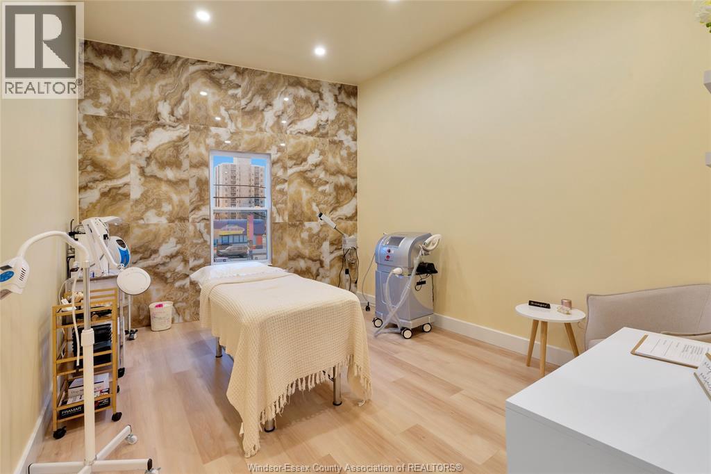 4667 Wyandotte Street East, Windsor, Ontario  N8Y 1H6 - Photo 34 - 26007462