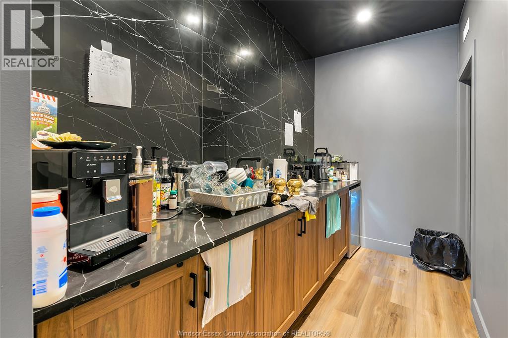 4667 Wyandotte Street East, Windsor, Ontario  N8Y 1H6 - Photo 41 - 26007462