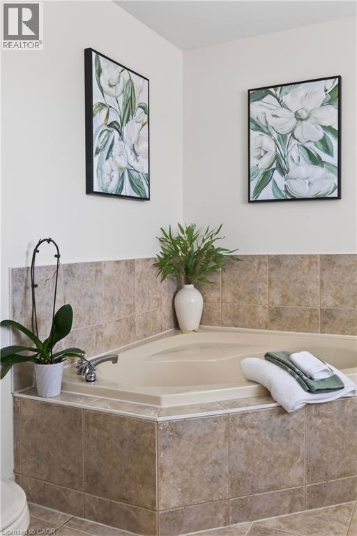 29 Gaines Avenue, Dundas, Ontario  L9H 7M4 - Photo 24 - 40809137