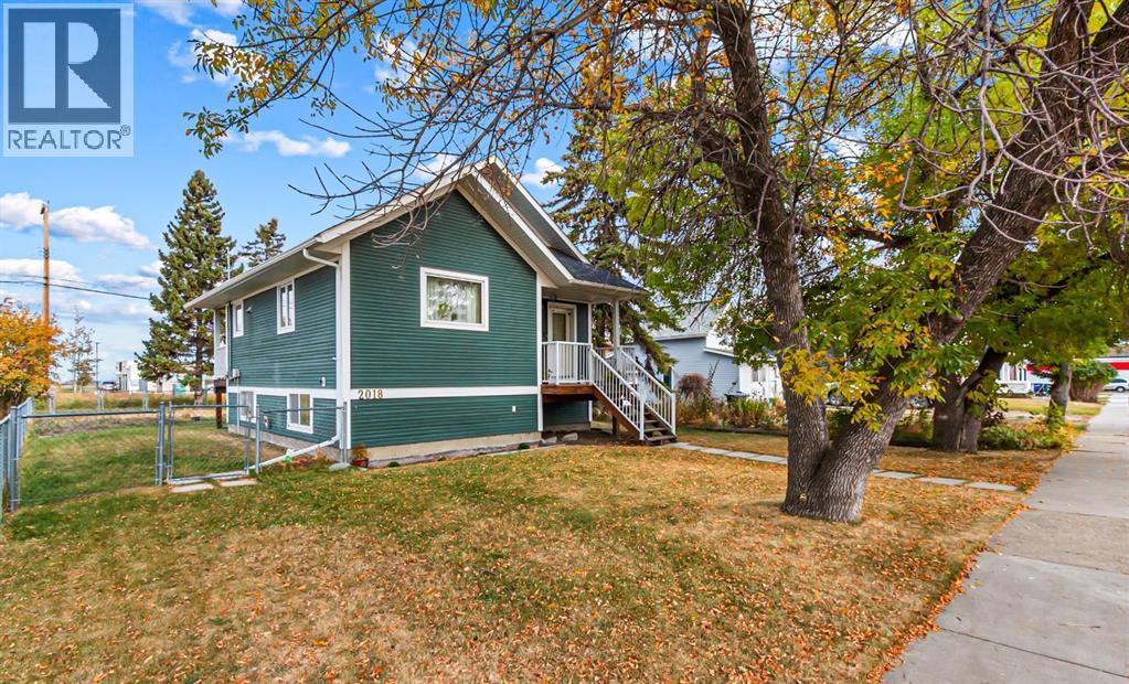 2018 24 Avenue, Didsbury, Alberta  T0M 0W0 - Photo 3 - A2282500