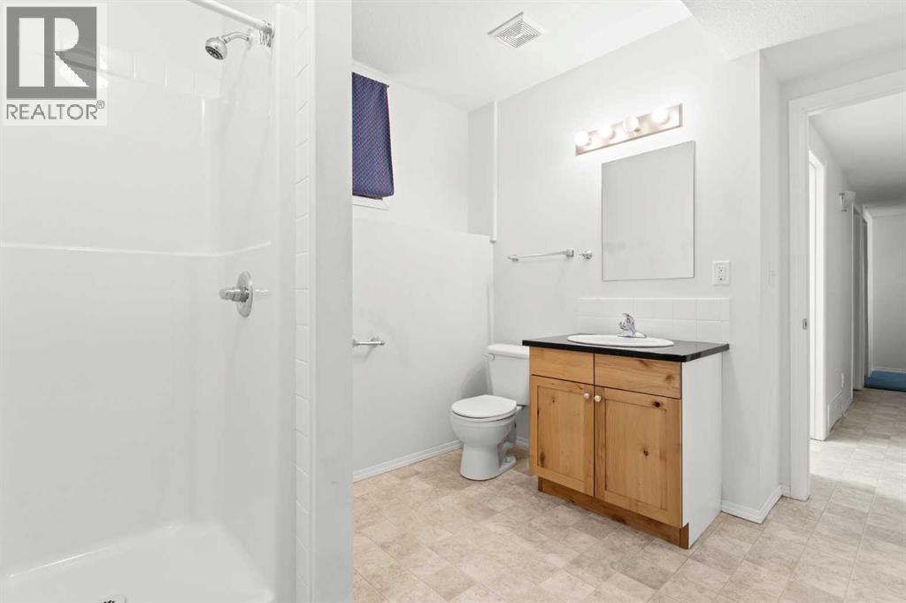 2018 24 Avenue, Didsbury, Alberta  T0M 0W0 - Photo 32 - A2282500