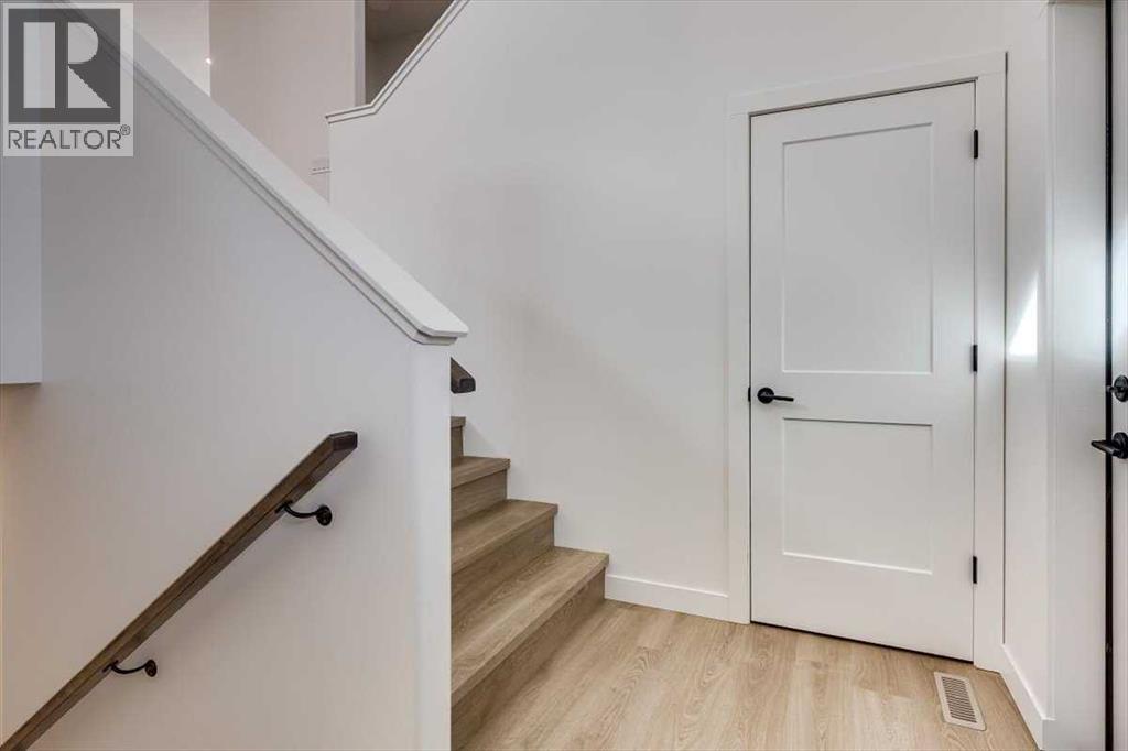 13 Aztec Street, Blackfalds, Alberta  T4M 0M7 - Photo 4 - A2248033