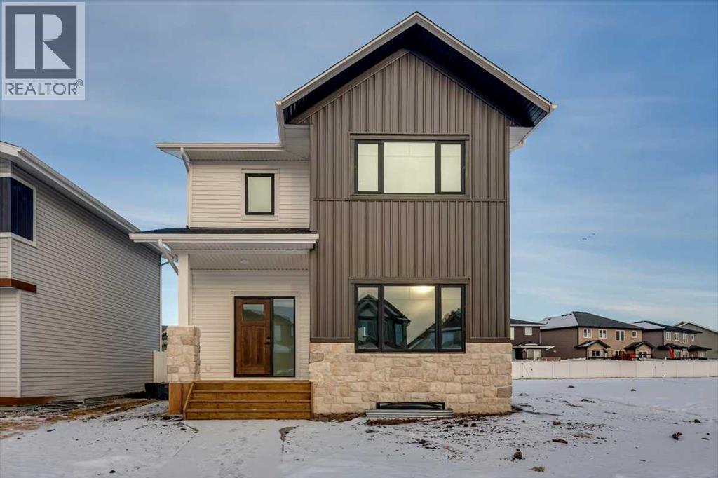 36 Memorial Parkway, Rural Red Deer County, Alberta  T4E 3B7 - Photo 2 - A2255569