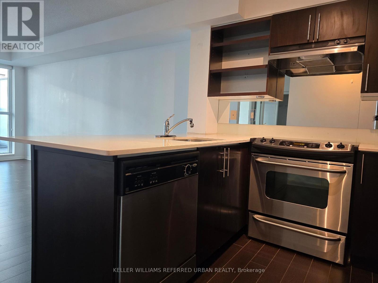 1605 - 96 St Patrick Street, Toronto, Ontario M5T 1V2 - Photo 4 - C12836402