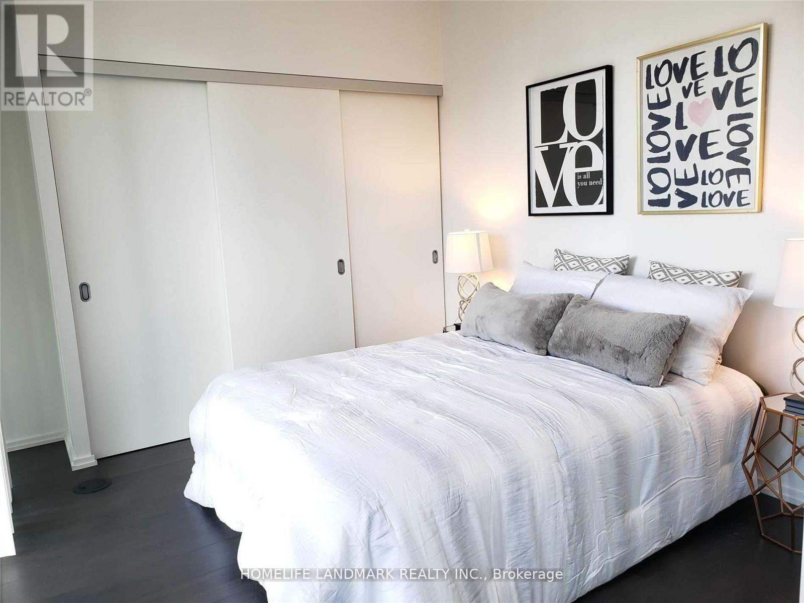 1009 - 75 St Nicholas Street, Toronto, Ontario  M4Y 0A5 - Photo 11 - C12973224