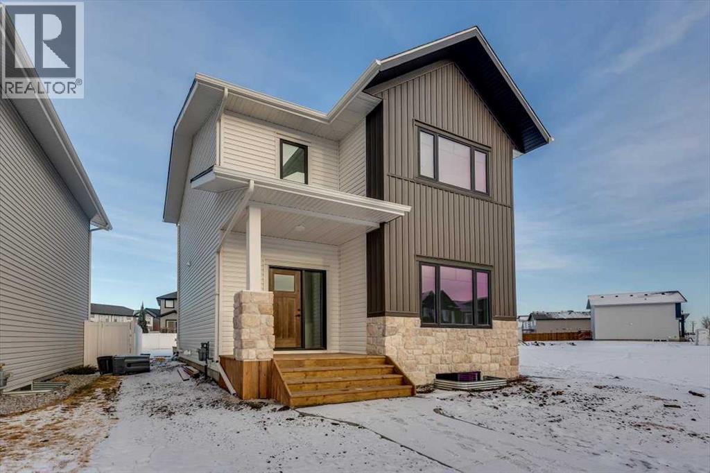 36 Memorial Parkway, Rural Red Deer County, Alberta  T4E 3B7 - Photo 1 - A2255569