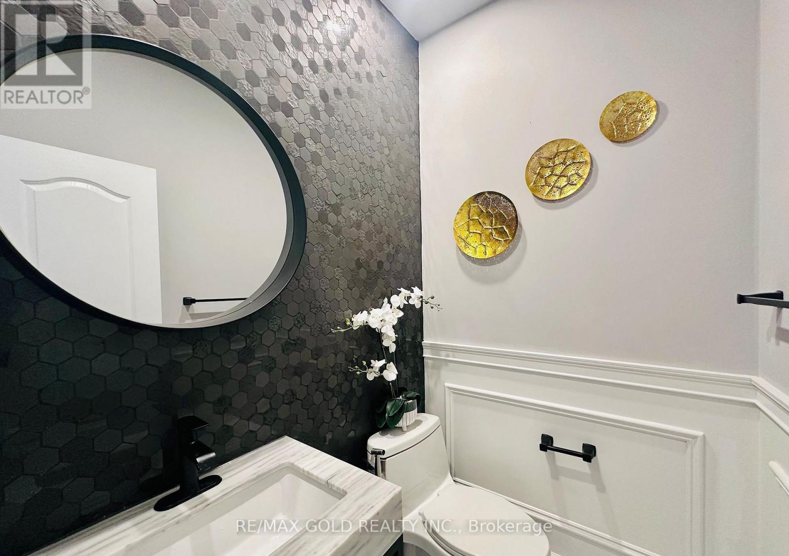 2293 Woodcrest Drive, Oakville, Ontario  L6M 4C5 - Photo 27 - W12970644