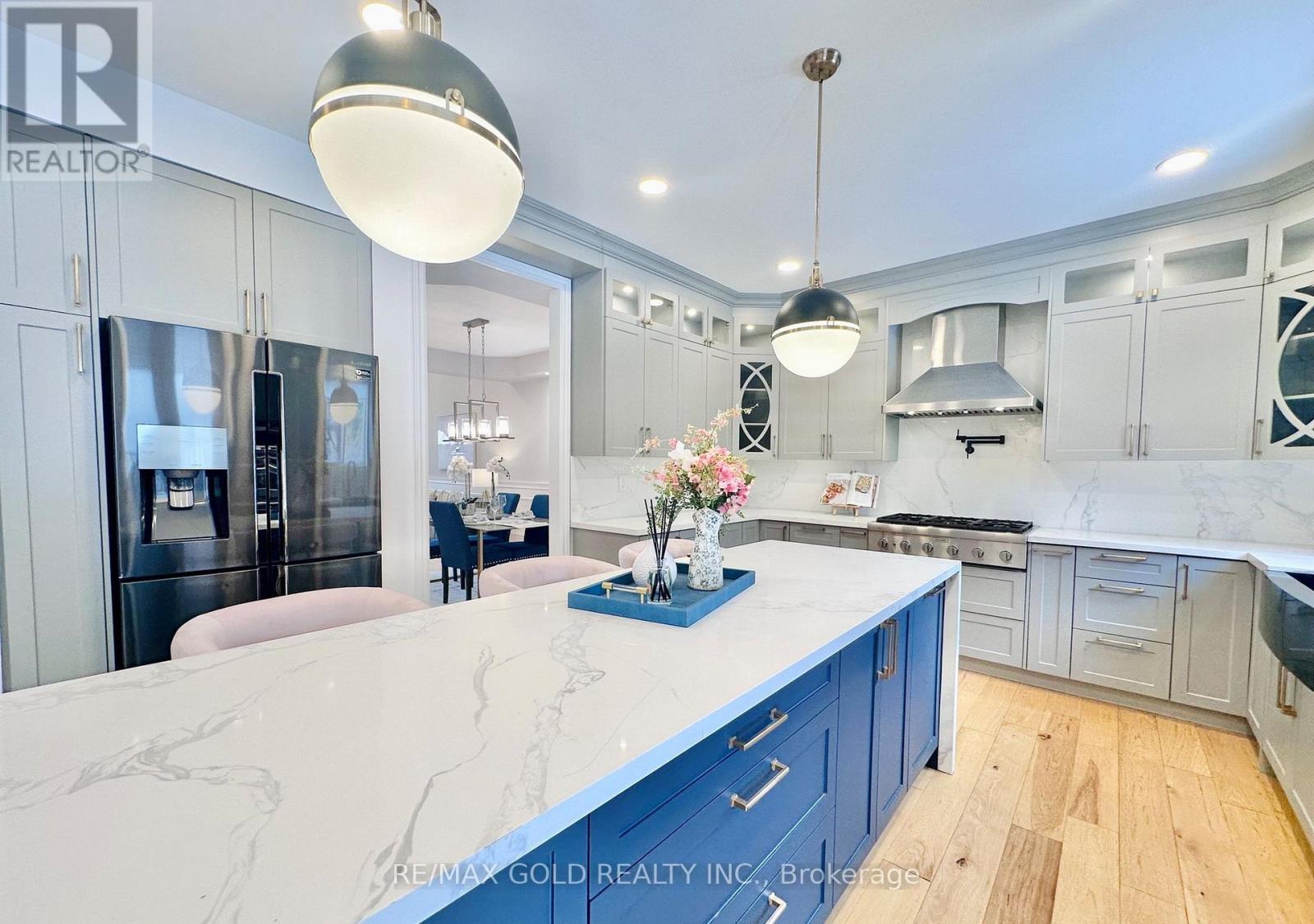 2293 Woodcrest Drive, Oakville, Ontario  L6M 4C5 - Photo 22 - W12970644