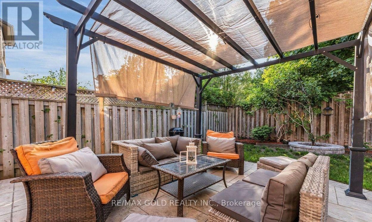 2293 Woodcrest Drive, Oakville, Ontario  L6M 4C5 - Photo 49 - W12970644