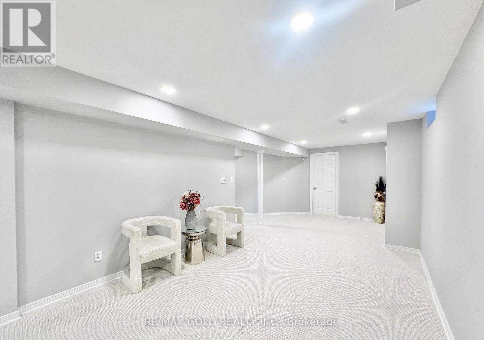 2293 Woodcrest Drive, Oakville, Ontario  L6M 4C5 - Photo 43 - W12970644