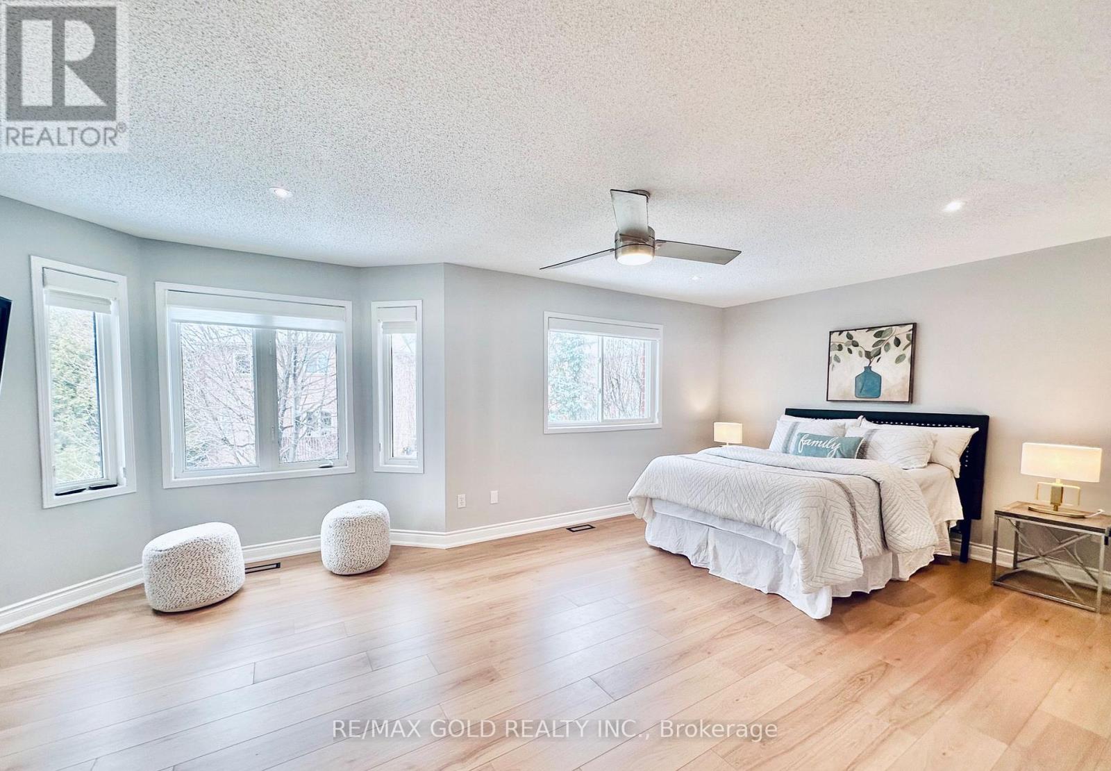 2293 Woodcrest Drive, Oakville, Ontario  L6M 4C5 - Photo 29 - W12970644