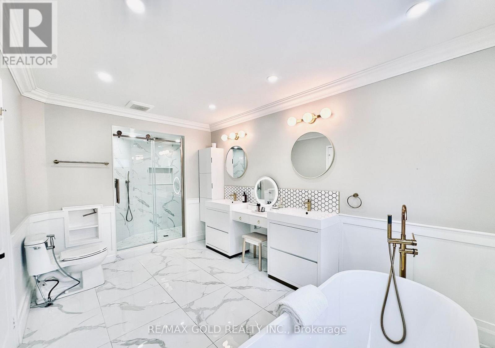 2293 Woodcrest Drive, Oakville, Ontario  L6M 4C5 - Photo 31 - W12970644