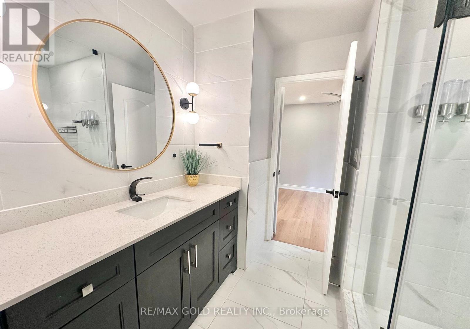 2293 Woodcrest Drive, Oakville, Ontario  L6M 4C5 - Photo 39 - W12970644