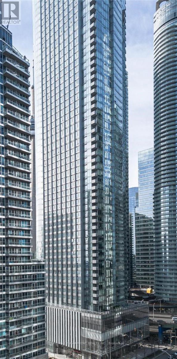 5512 - 10 York Street, Toronto, Ontario  M5J 0E1 - Photo 12 - C12973350