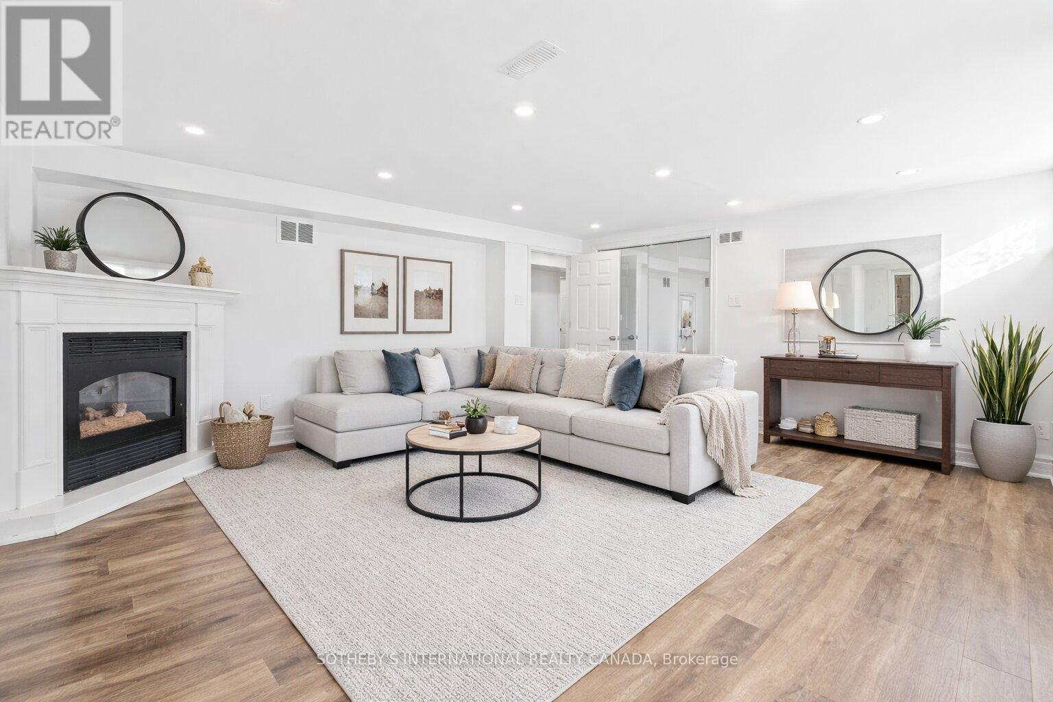 108 Lynedock Crescent, Toronto, Ontario  M3A 2B1 - Photo 22 - C12973398