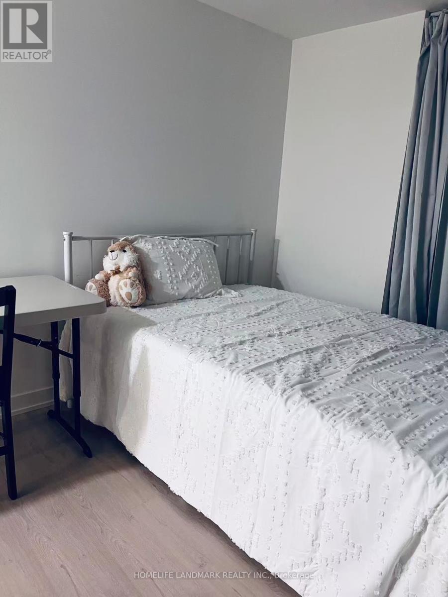 704 - 65 Mutual Street, Toronto, Ontario  M5B 0E5 - Photo 5 - C12973446