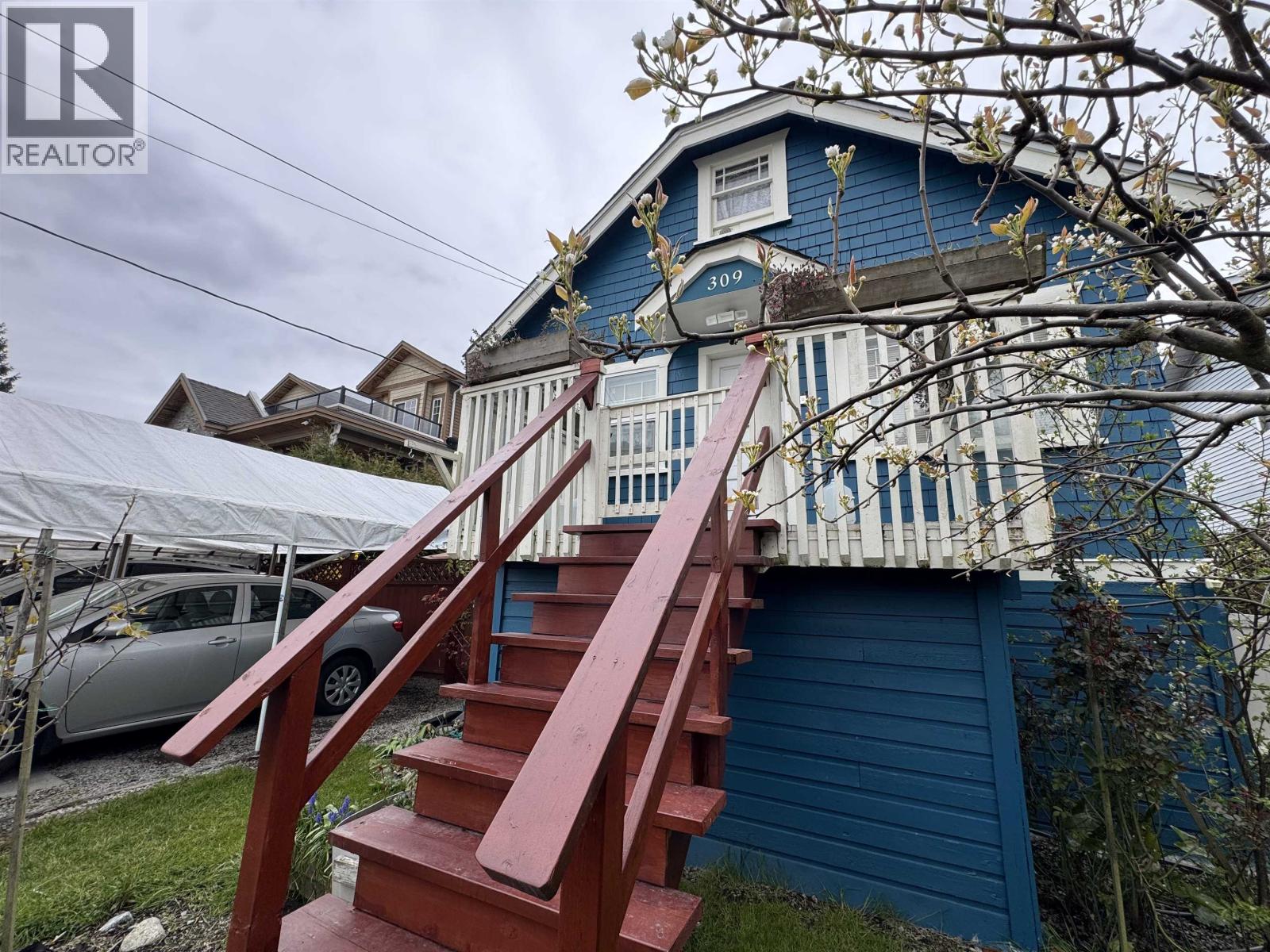 309 Boyne Street, New Westminster, British Columbia  V3M 5J9 - Photo 2 - R3108601