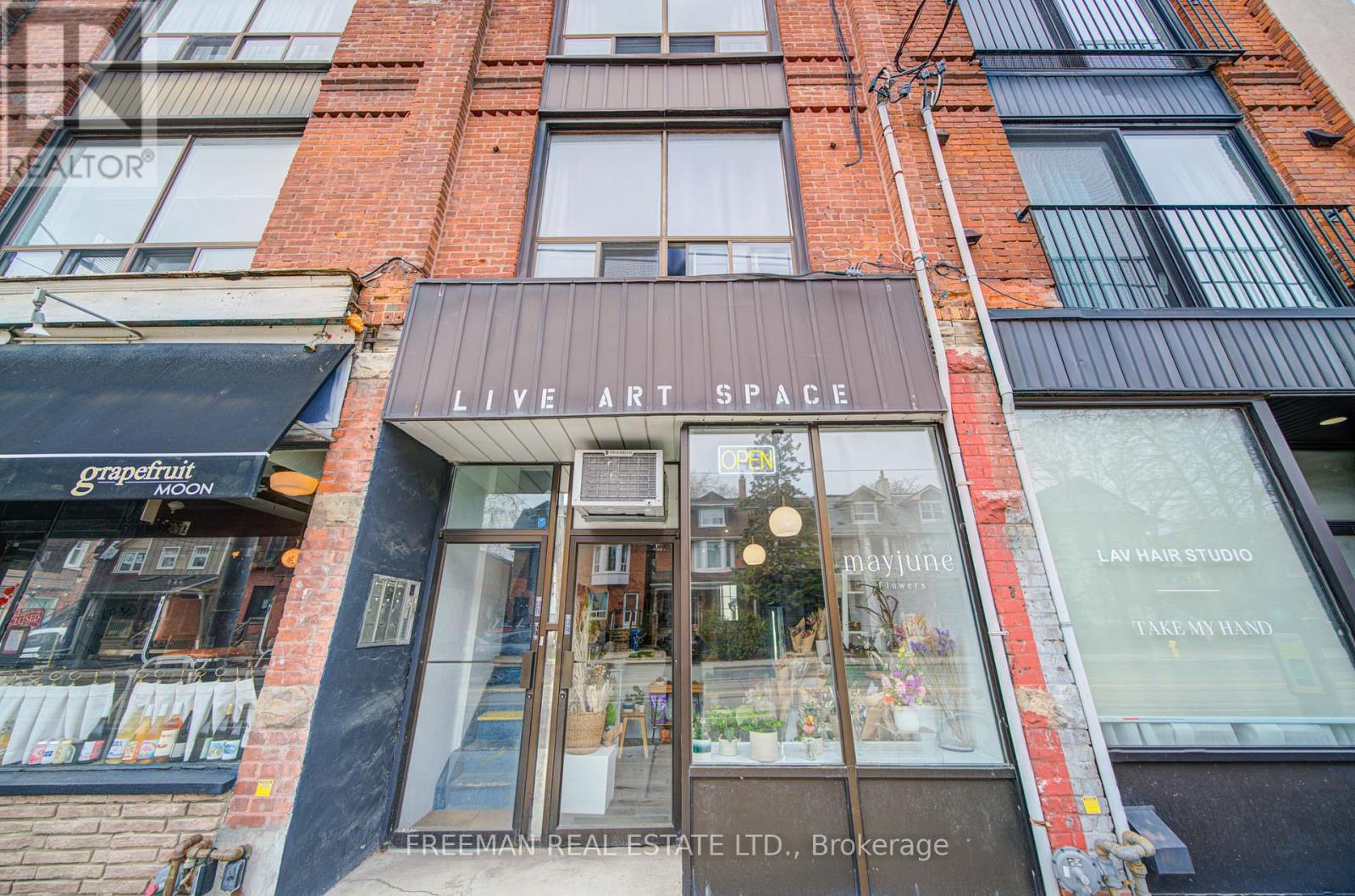 970 Bathurst Street, Toronto, Ontario  M5R 3G6 - Photo 3 - C12973458