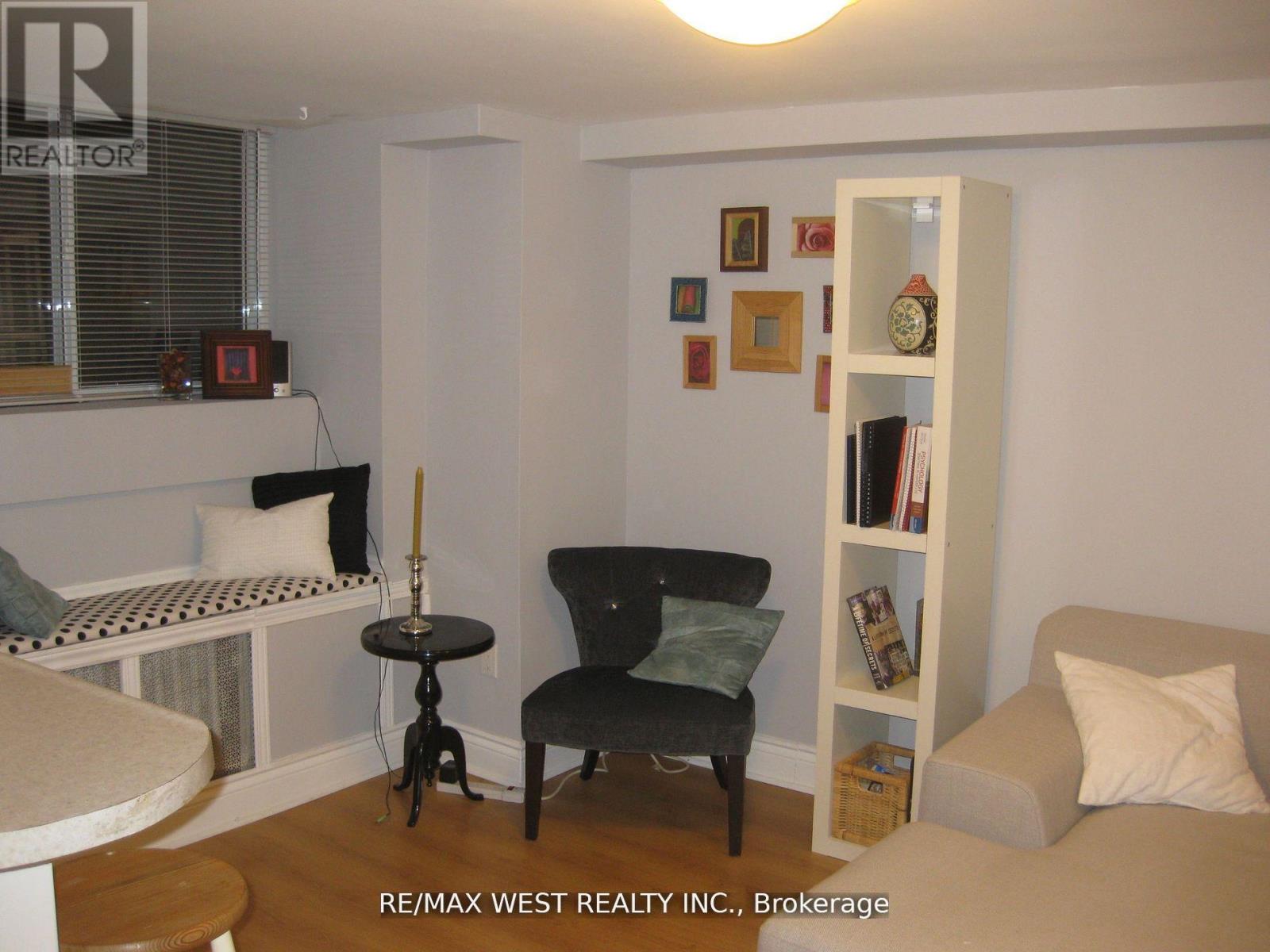 Bsmt - 237 Vaughan Road, Toronto, Ontario  M6C 2M8 - Photo 5 - C12973470