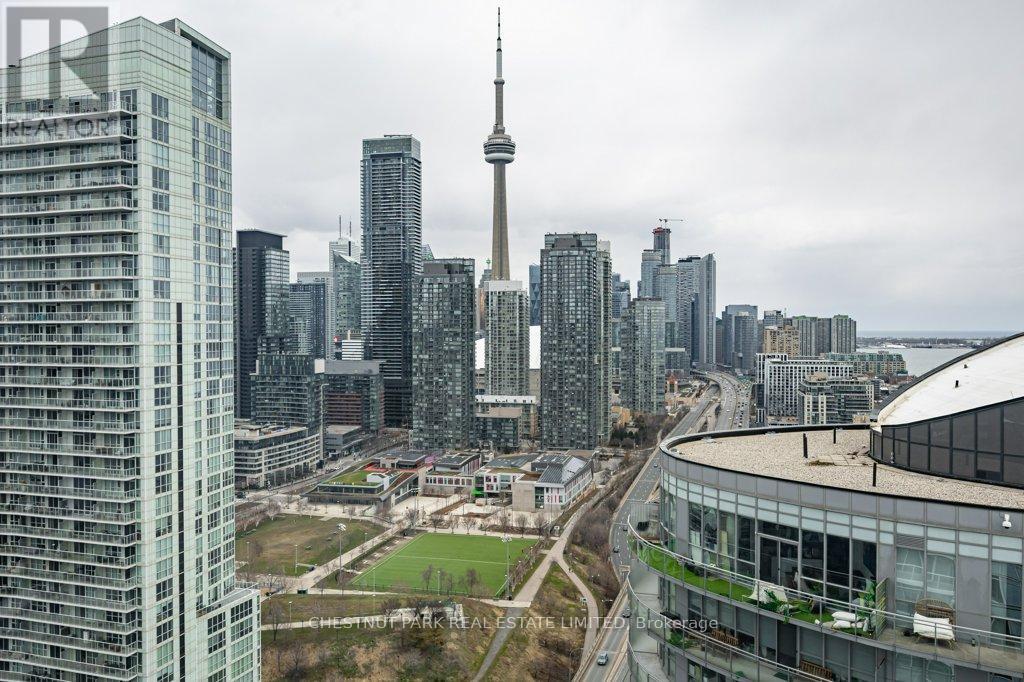 3615 - 17 Bathurst Street, Toronto, Ontario  M5V 0N1 - Photo 2 - C12973484