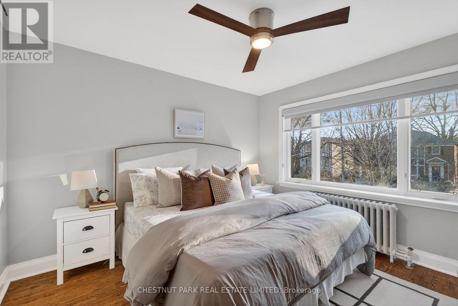 505 Sutherland Drive, Toronto, Ontario  M4G 1K9 - Photo 14 - C12973500