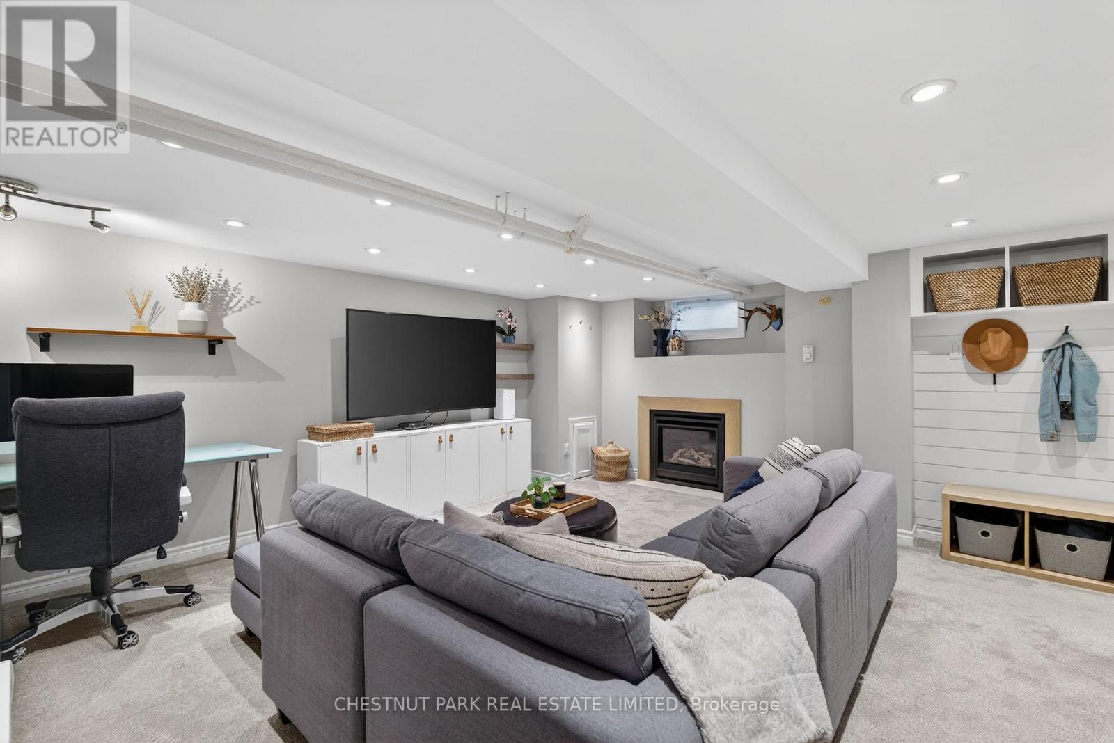 505 Sutherland Drive, Toronto, Ontario  M4G 1K9 - Photo 22 - C12973500