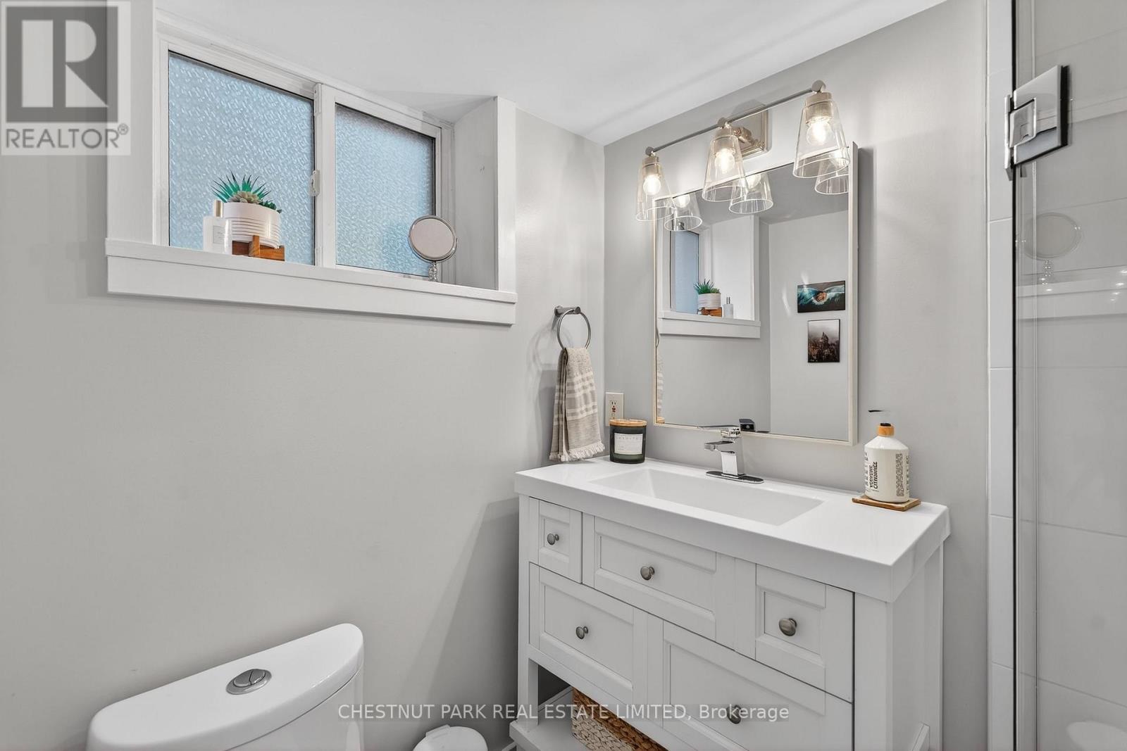 505 Sutherland Drive, Toronto, Ontario  M4G 1K9 - Photo 24 - C12973500