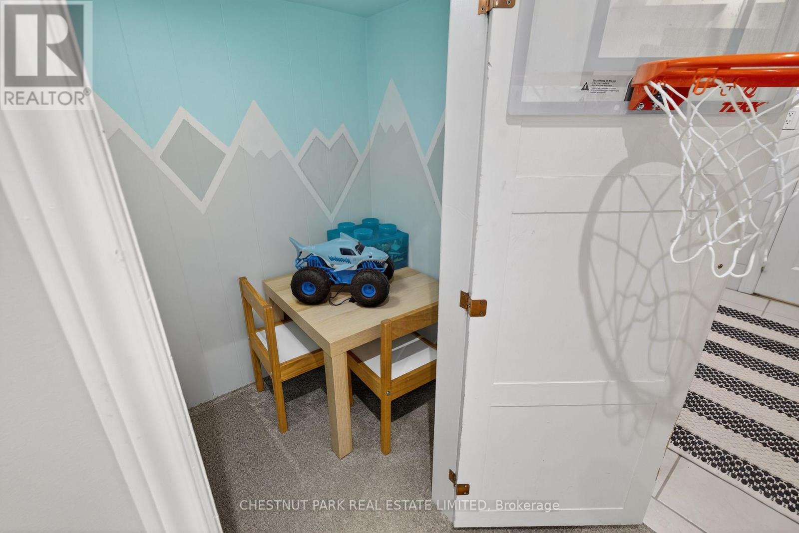 505 Sutherland Drive, Toronto, Ontario  M4G 1K9 - Photo 26 - C12973500