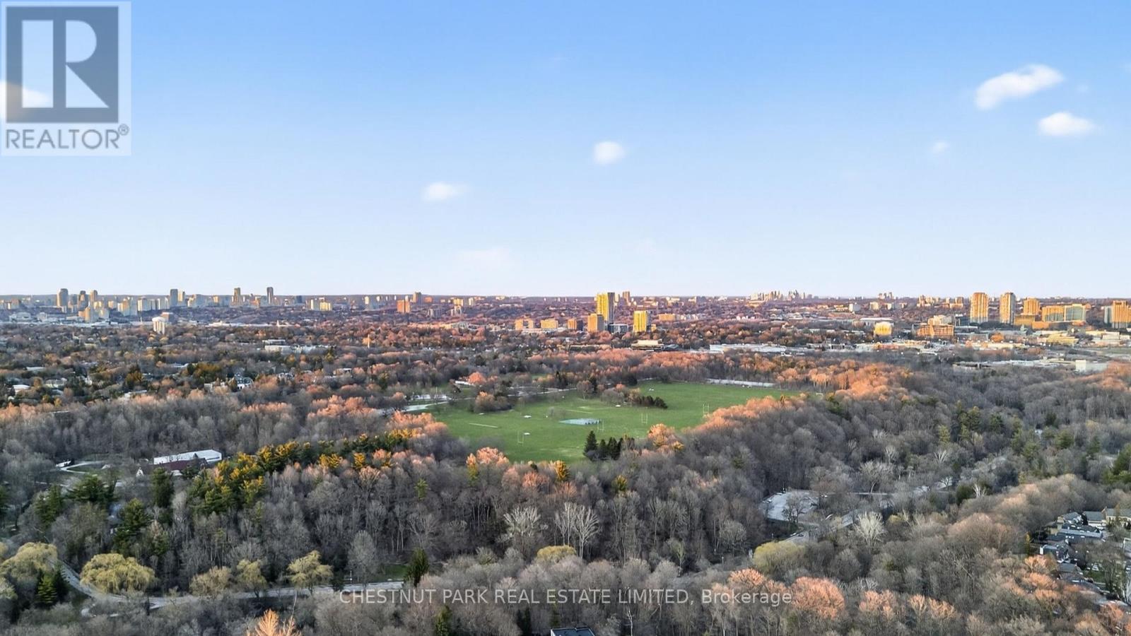 505 Sutherland Drive, Toronto, Ontario  M4G 1K9 - Photo 36 - C12973500